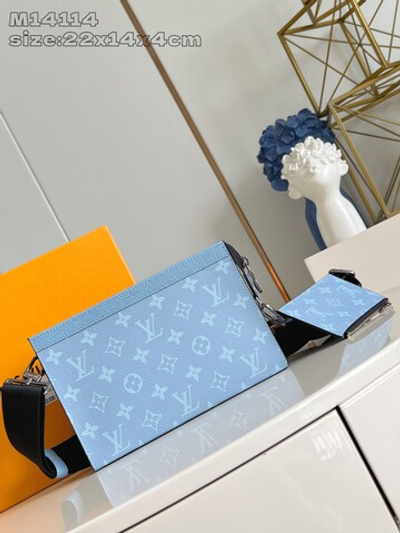 Louis Vuitton Gaston Wearable Wallet
