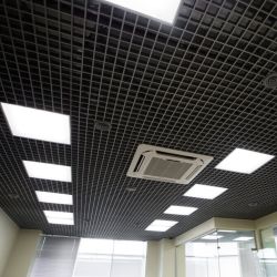 ULP-6060 40W-5000К IP40 GRILYATO WHITE Светильник светодиодный потолочный встраиваемый. Белый свет 5000K. 4600Лм. 588X588x40мм. Корпус белый. В комплекте с и-п. ТМ Uniel.