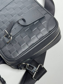 Сумка-мессенджер Louis Vuitton