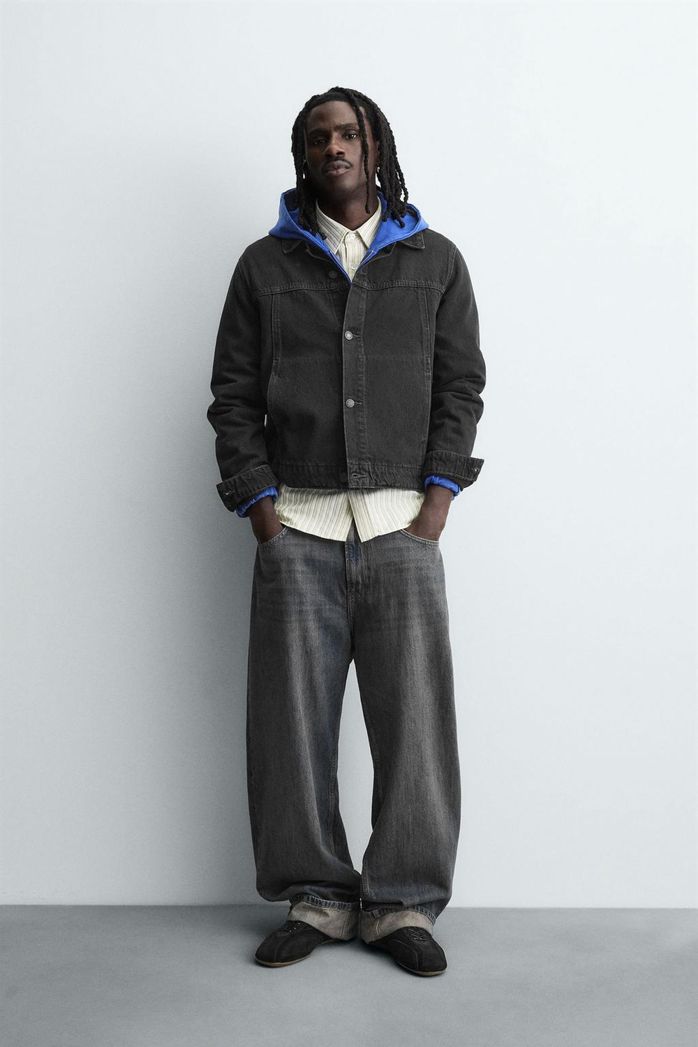 ZARA БАЗОВАЯ ДЖИНСОВАЯ КУРТКА, УГОЛЬНЫЙ