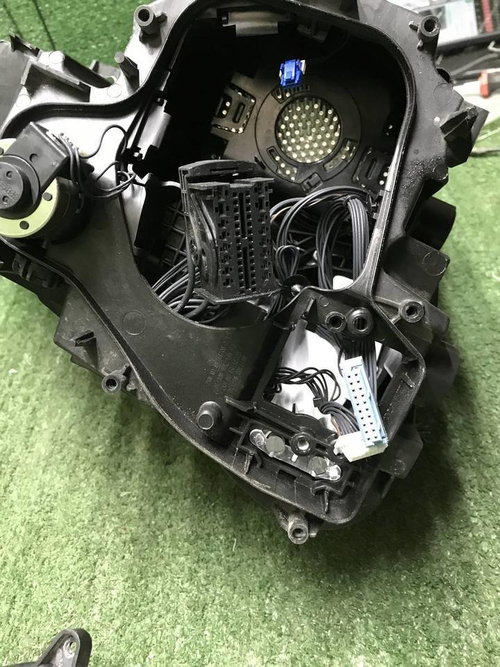 Фара левая Audi Q8 (2018-2023) LED