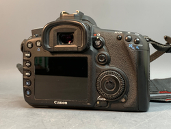 Canon EOS 7D 30.600 кадров