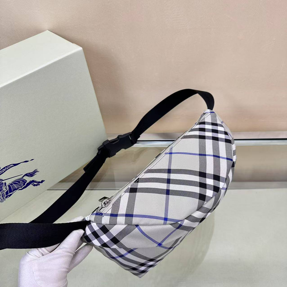 Сумка Burberry