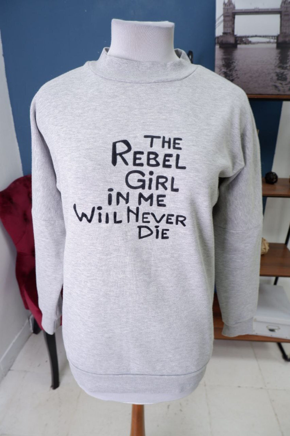 Джемпер Primark  с принтом 44 размер