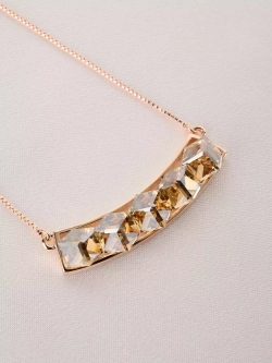 Колье Мираж с дорожкой кубиков Swarovski цвета шампань