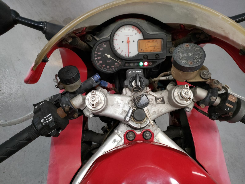 Honda VTR1000F 041786