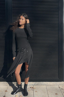 ZARA ПЛАТЬЕ МИДИ АСИММЕТРИЧНОГО КРОЯ, СЕРЫЙ