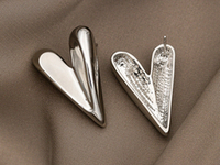 Серьги-гвоздики "Сердце" 28мм (уценка)