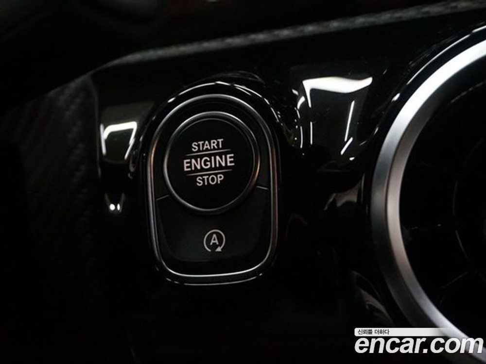 Mercedes-Benz A-Class W177 A250 4MATIC Sedan (09.2020)