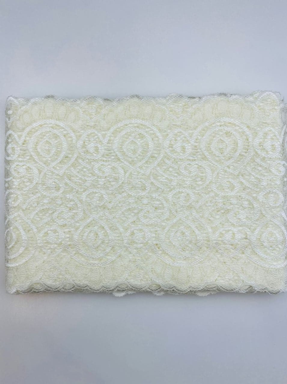 Кружево эластичное молочное 17 см