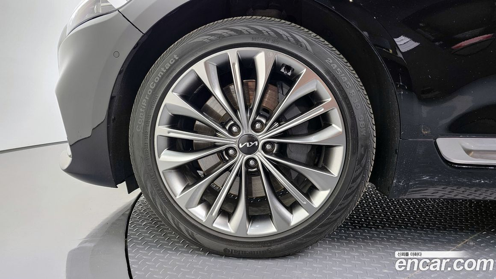 Kia The New K9 (Quoris/K900) 2 Generation 3.8 GDI AWD (01.2023)