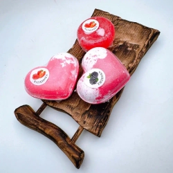 Набор бомбочек "Сердце клубника XL, сердце ежевика XL + мыло клубника"