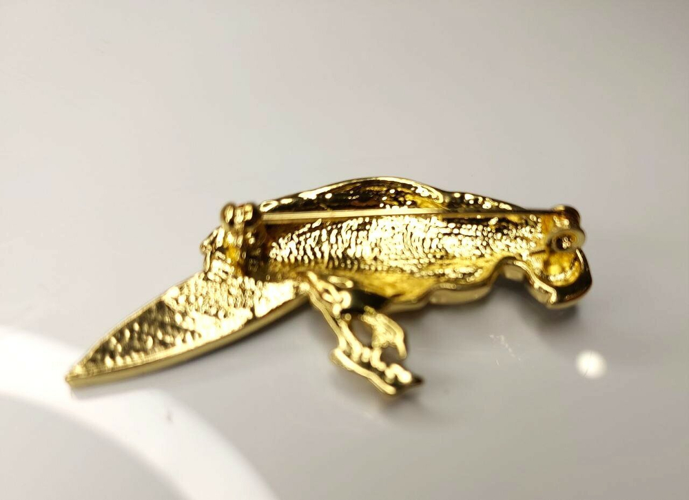 Брошка "Попугай"