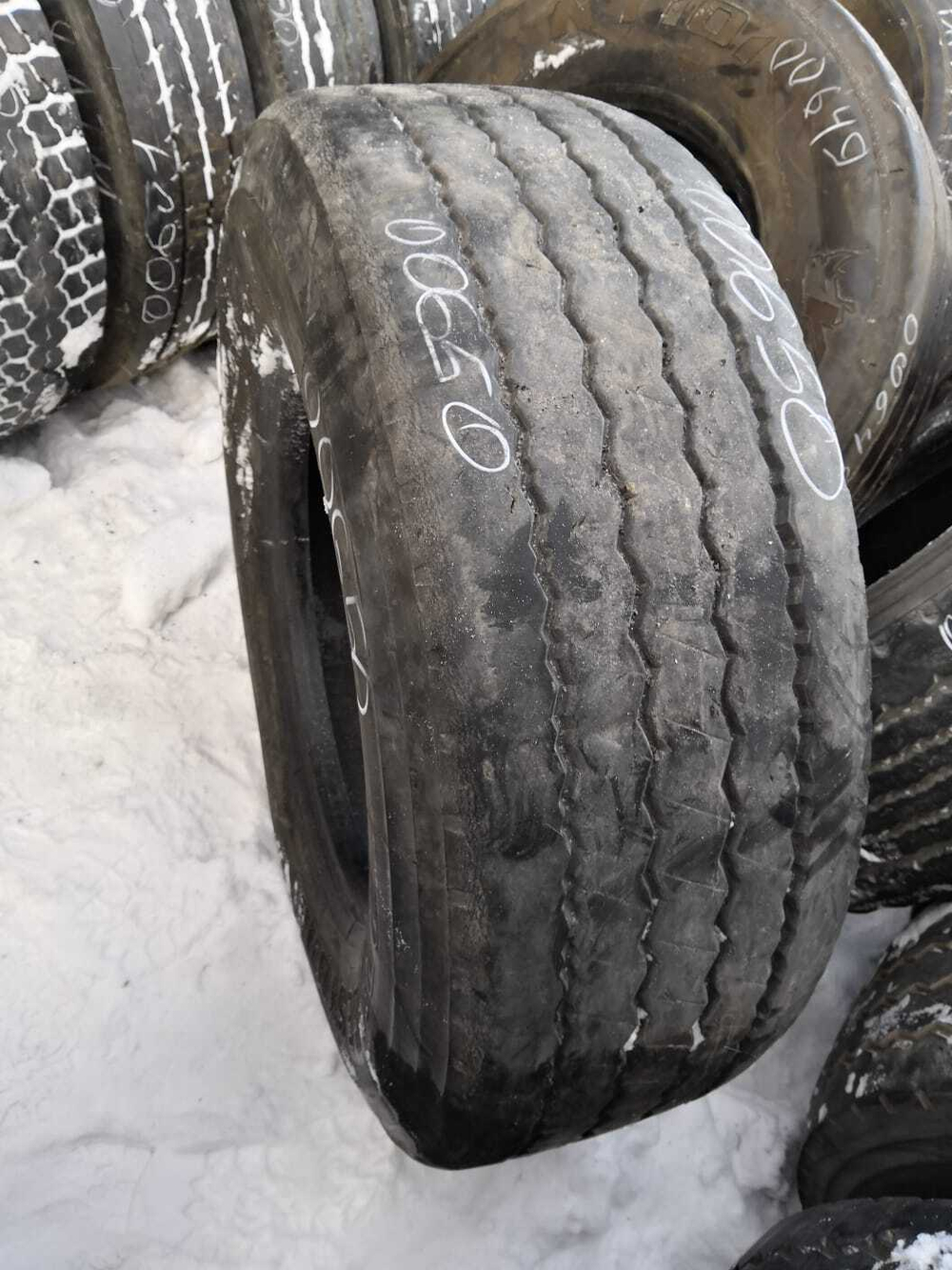 385/65R22.5 Bridgestone R179AS шина б/у