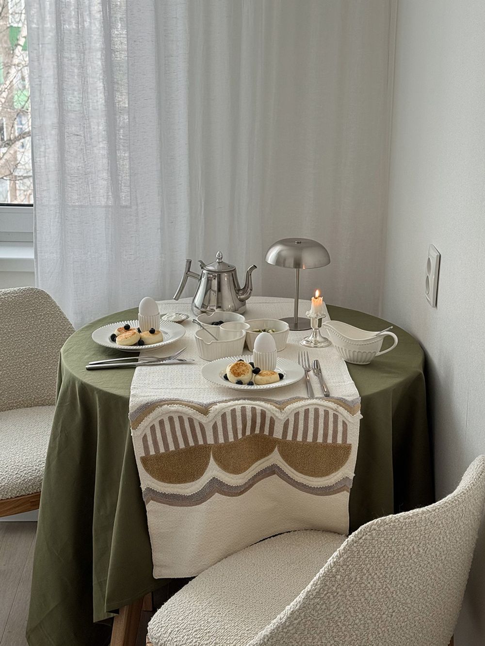 Дорожка на стол Chic beige из коллекции Essential, 45х150 см