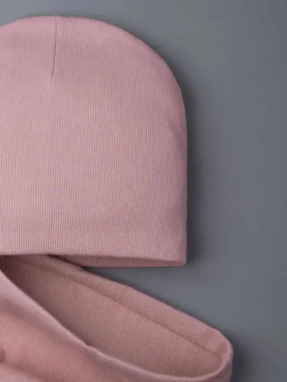 Шапка для девочки осенняя и снуд