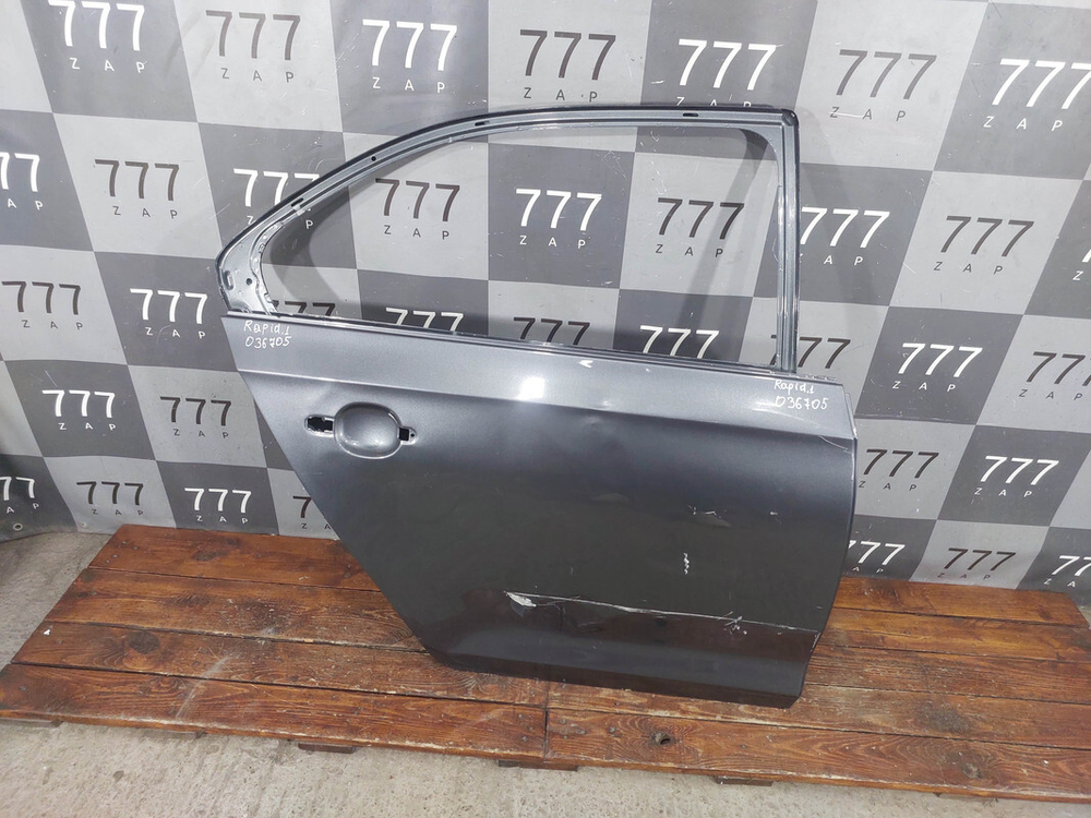 Дверь задняя правая Polo 6 / Rapid 1-2  Б/У Оригинал 60U833312