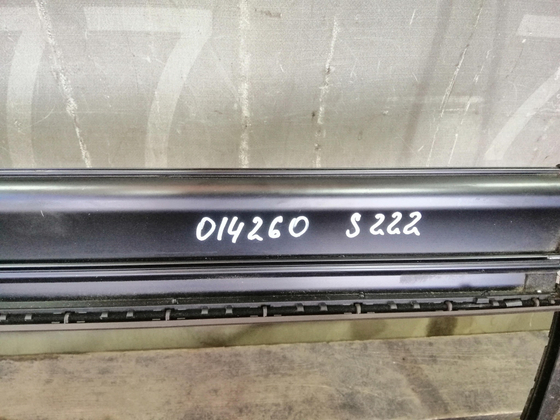 Шторка двери задняя правая Mercedes S-Class (W222)  Б/У Оригинал 86520H0500