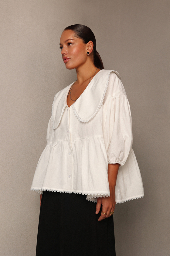 Рубашка объемная с кружевом