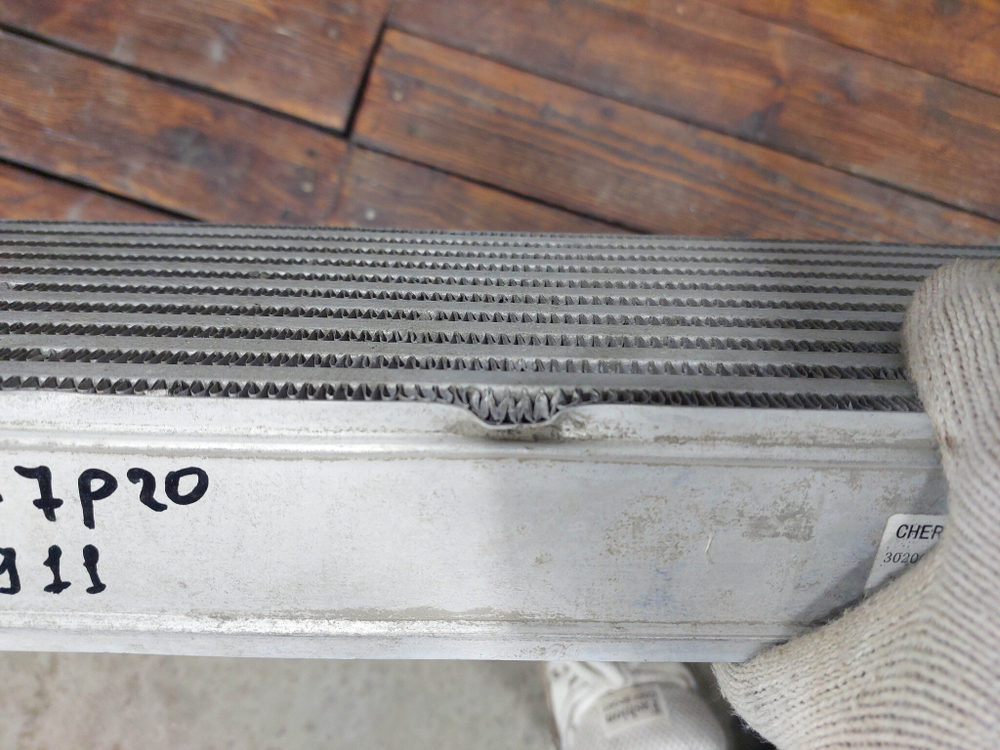 Интеркулер Chery Tiggo 8 Pro  Б/У Оригинал 302001149АА