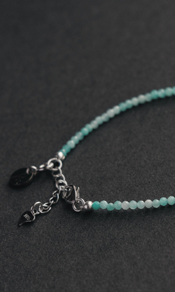 Браслет "Memo about Summer" тонкий из амазонита, на замочке серебро 925