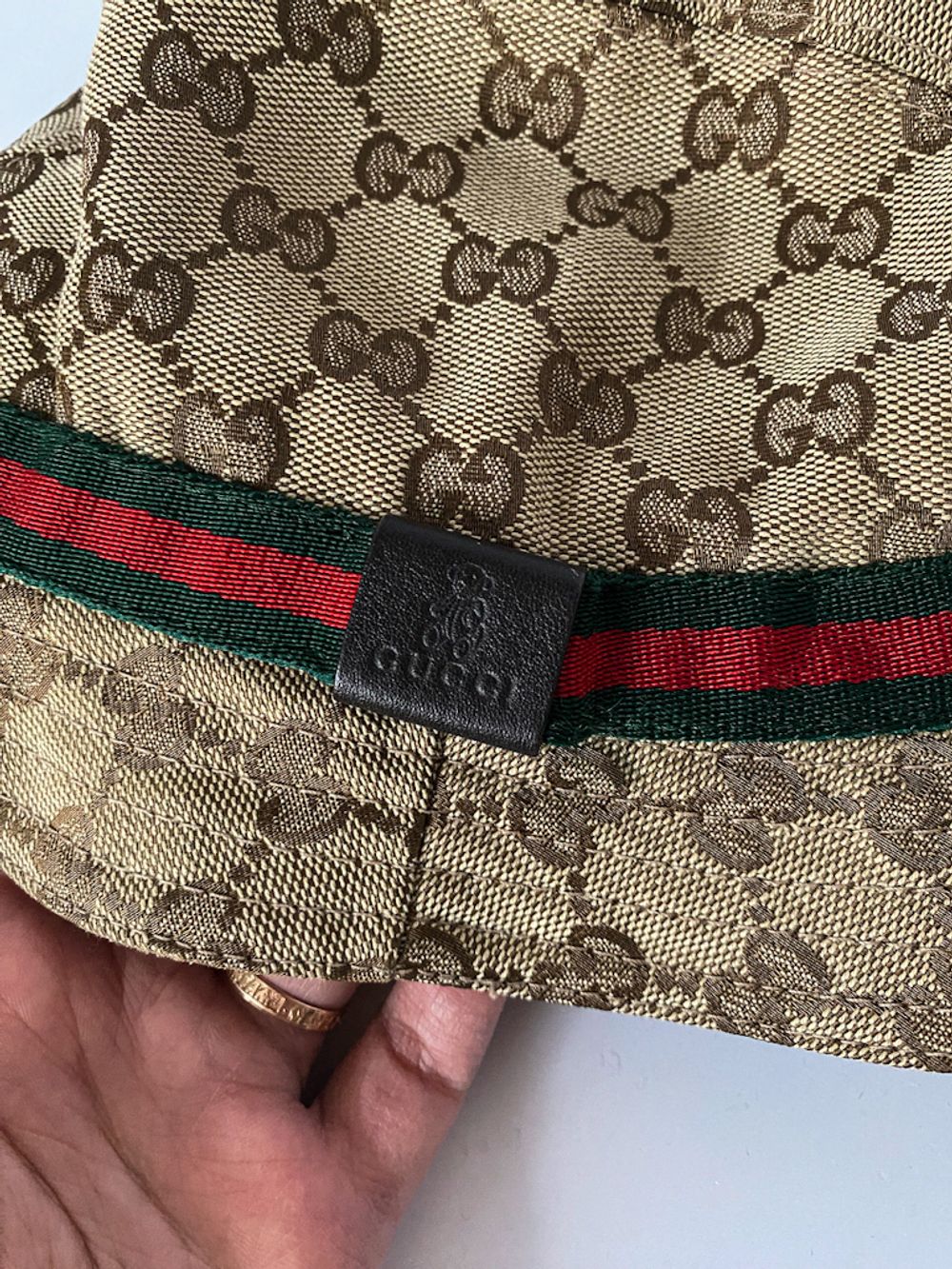 Панама Gucci, 86