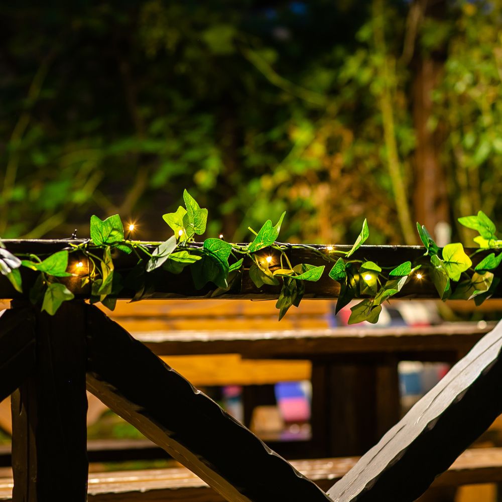 USL-S-135-PT2000 IVY Садовая гирлянда на солнечной батарее Плющ. 20 светодиодов. Теплый белый свет. 1xАА Ni-Mh аккумулятор в-к. IP44. TM Uniel