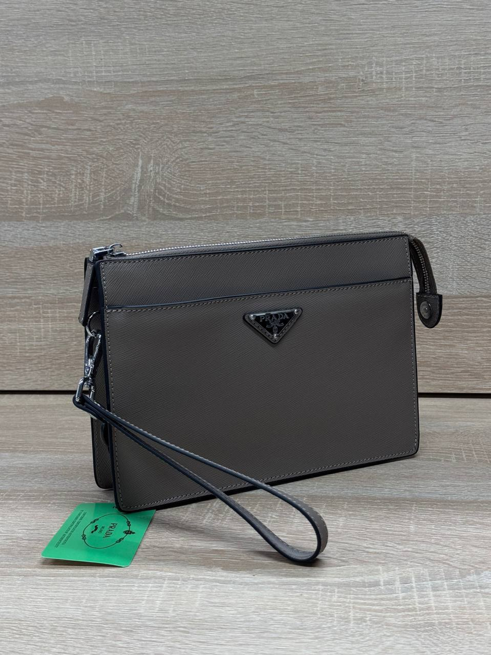 Папка Prada