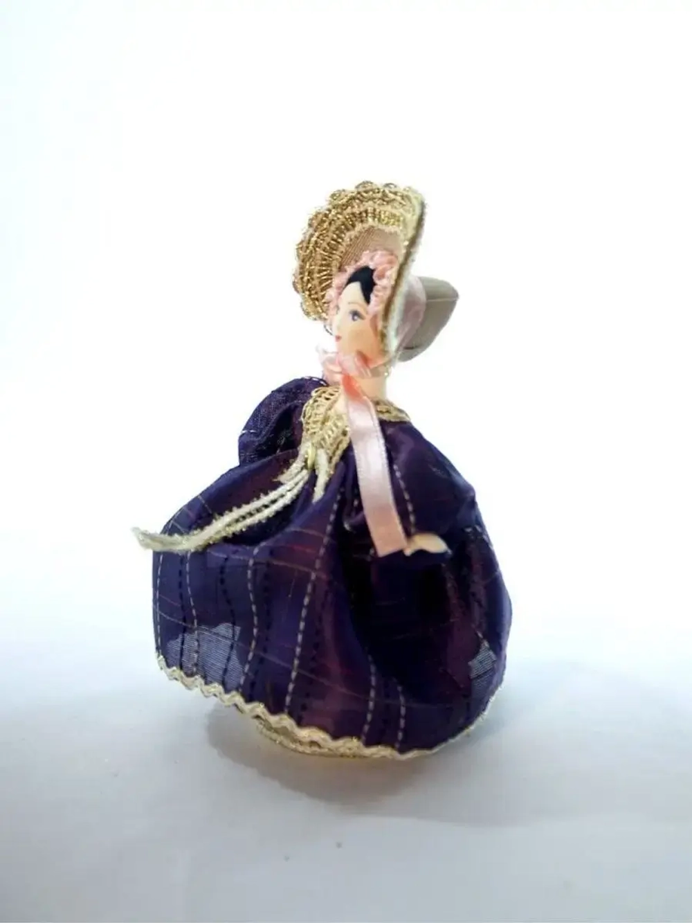 Кукла фарфоровая шкатулка для подарка