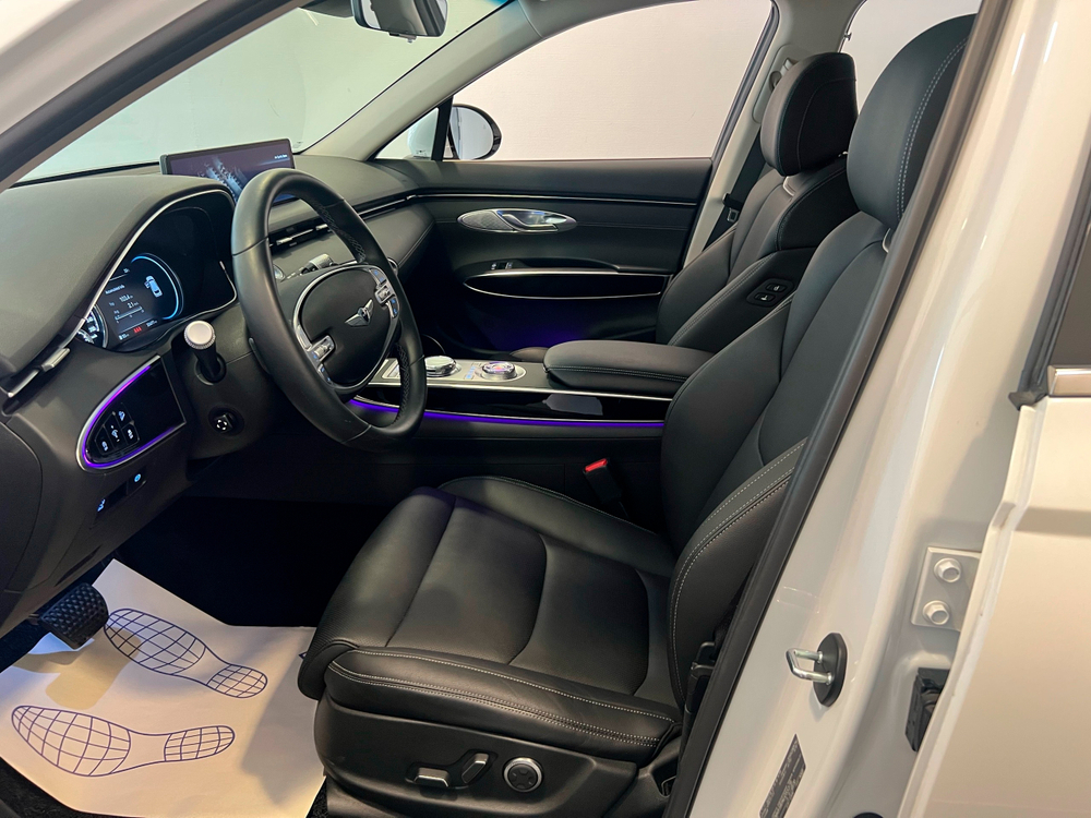 Genesis GV70, 2021 год