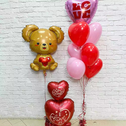 Большая композиция из шаров Любовь и мишка