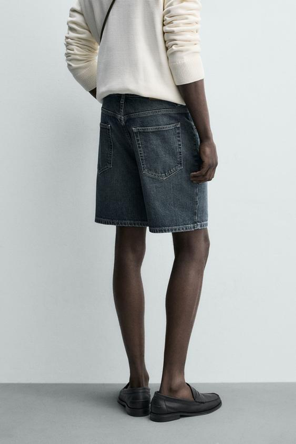 ZARA ДЖИНСОВЫЕ ШОРТЫ REGULAR FIT, СИНИЙ