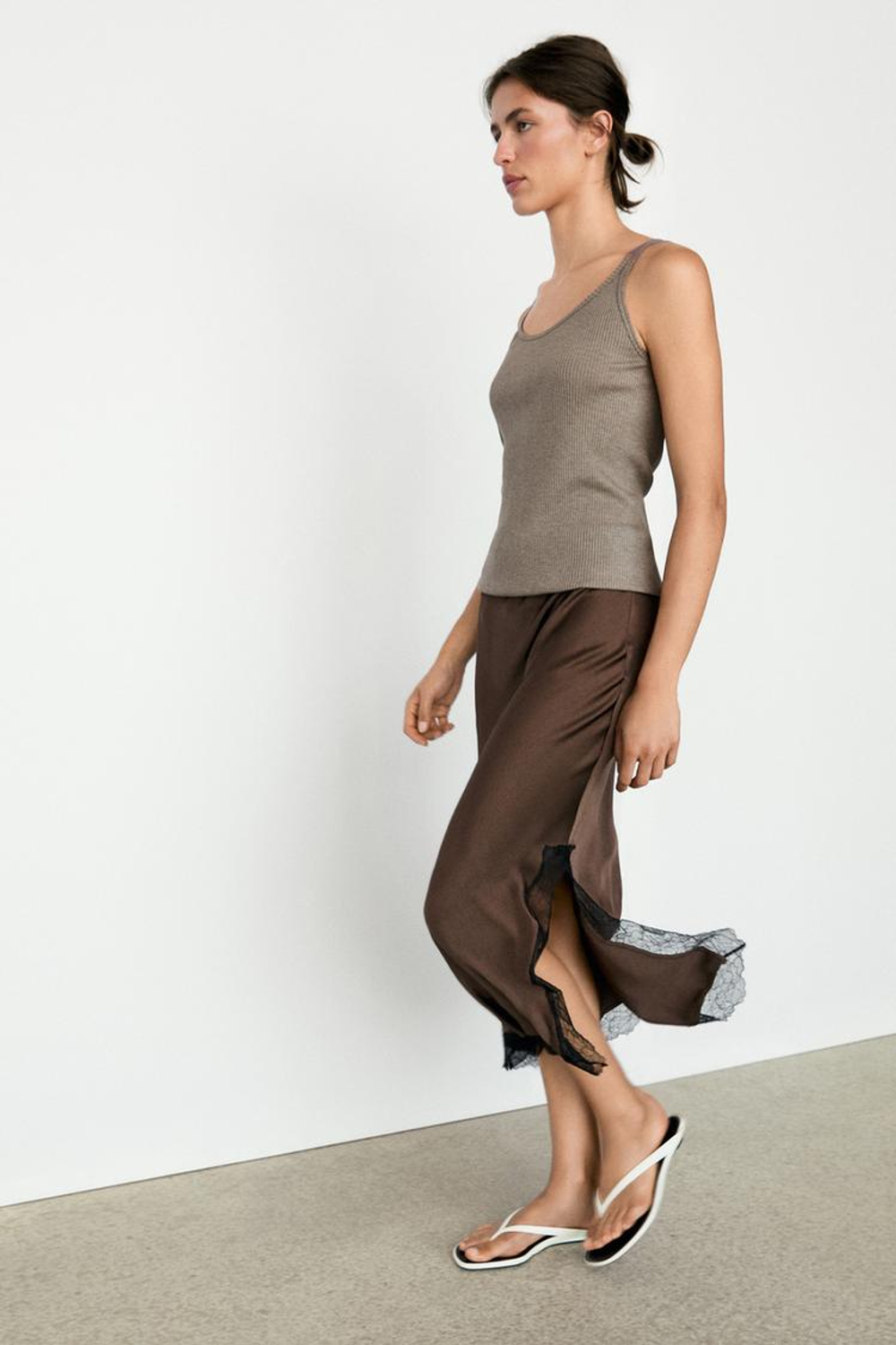Massimo Dutti Юбка миди с кружевной отделкой, коричневый
