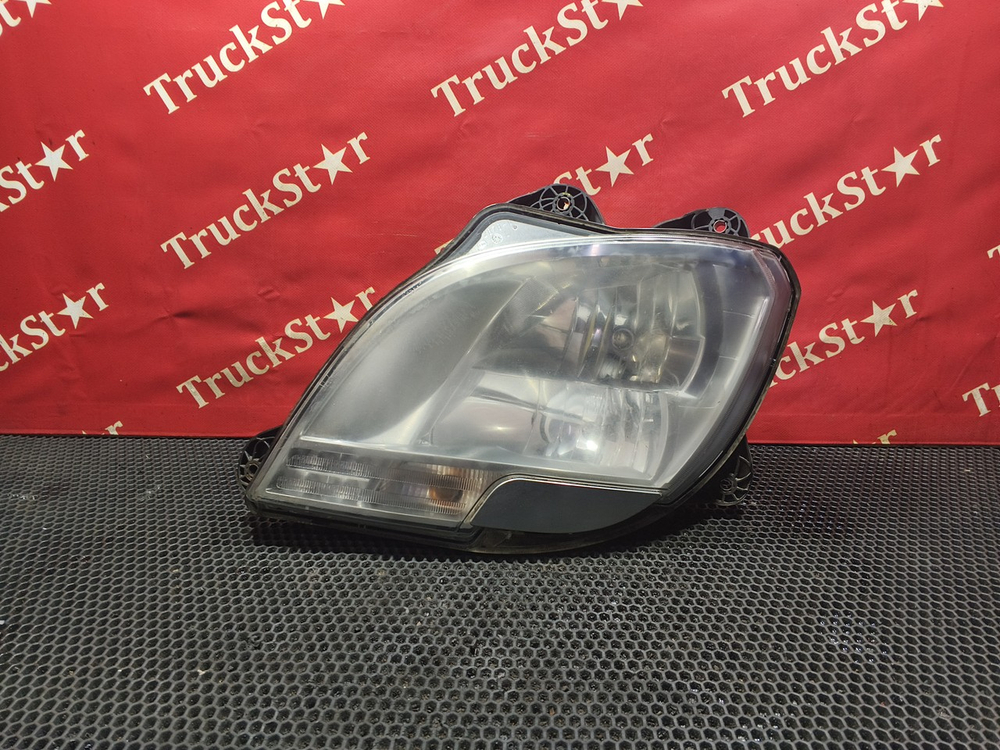 Фара левая 2020г