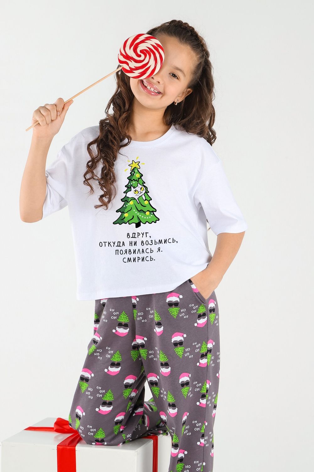 Костюм для девочки Стар-1 Виотекс БЕЛЫЙ