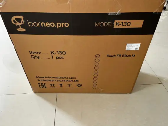 Кресло Barneo K-130 черная сетка