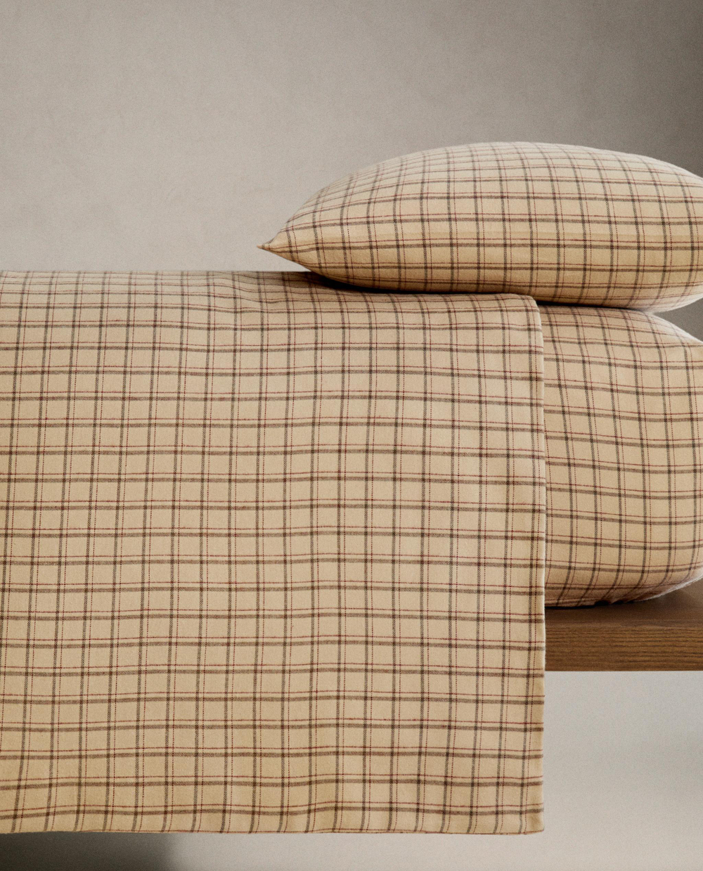 Zara Home - Простыня фланелевые клетчатые брюки, бежевый, 90х200х30 см
