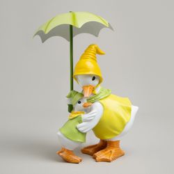 СТАТУЭТКА "УТОЧКИ ПОД ЗОНТИКОМ" 15,5Х11,5Х20,5 СМ