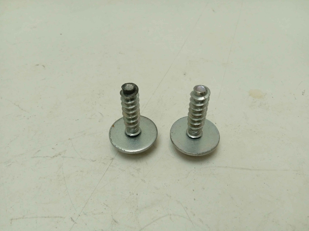 RST703D кт169 Крепеж и хомуты для стиральной машины Hotpoint-Ariston RST703D б/у