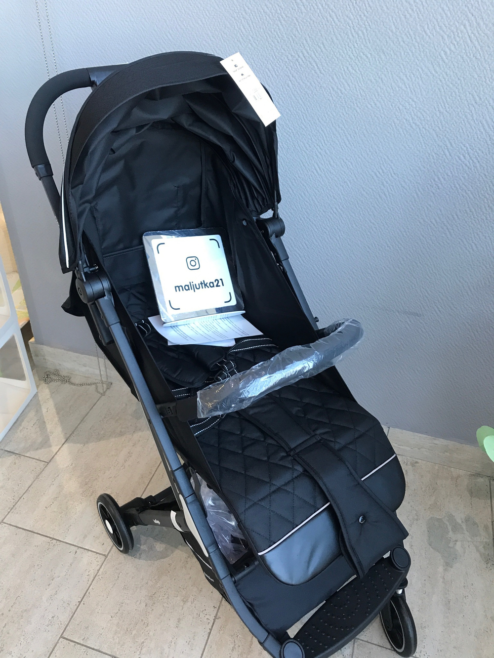 Коляска прогулочная ONYX (INDIGO) (черный)