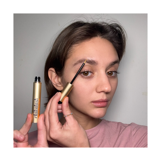 Как использовать сыворотку Chikalash  для роста ресниц и бровей