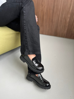 Лоферы лаковые