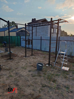 Монтаж уличной шведской стенки Sv Sport Рукоход (5 вертикальных столбов)