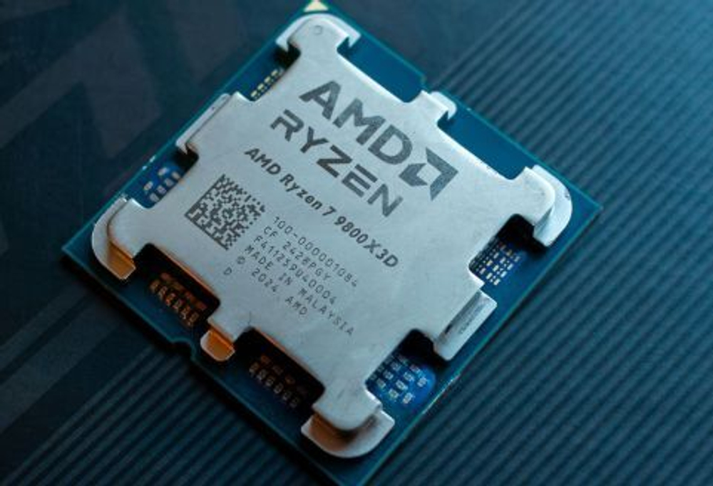 Процессор AMD Ryzen 7 9800X3D