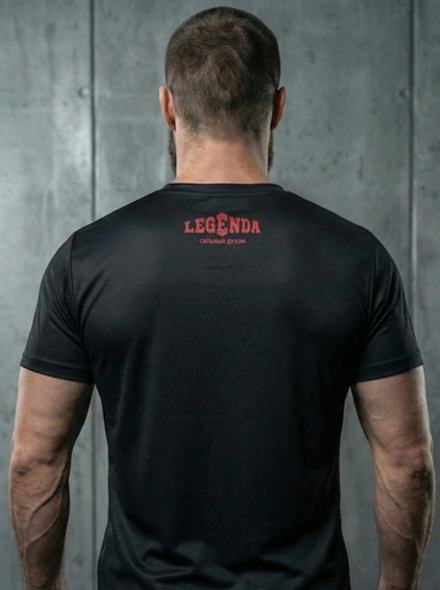 Футболка тренировочная мужская черная LEGENDA Кости боевые