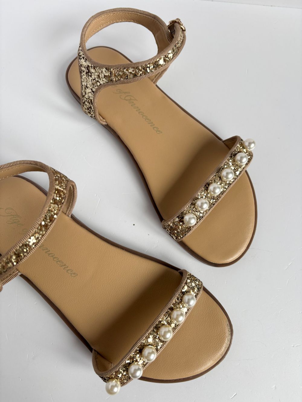 Кожаные босоножки Age of Innocence, 33