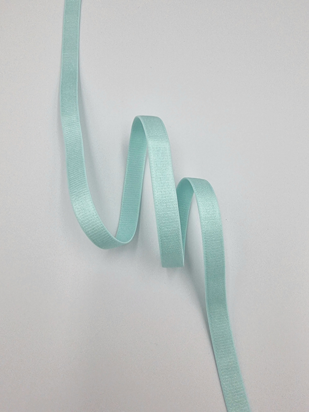 Бретель ментол 10 мм ( Pantone 12-5410 TPG)