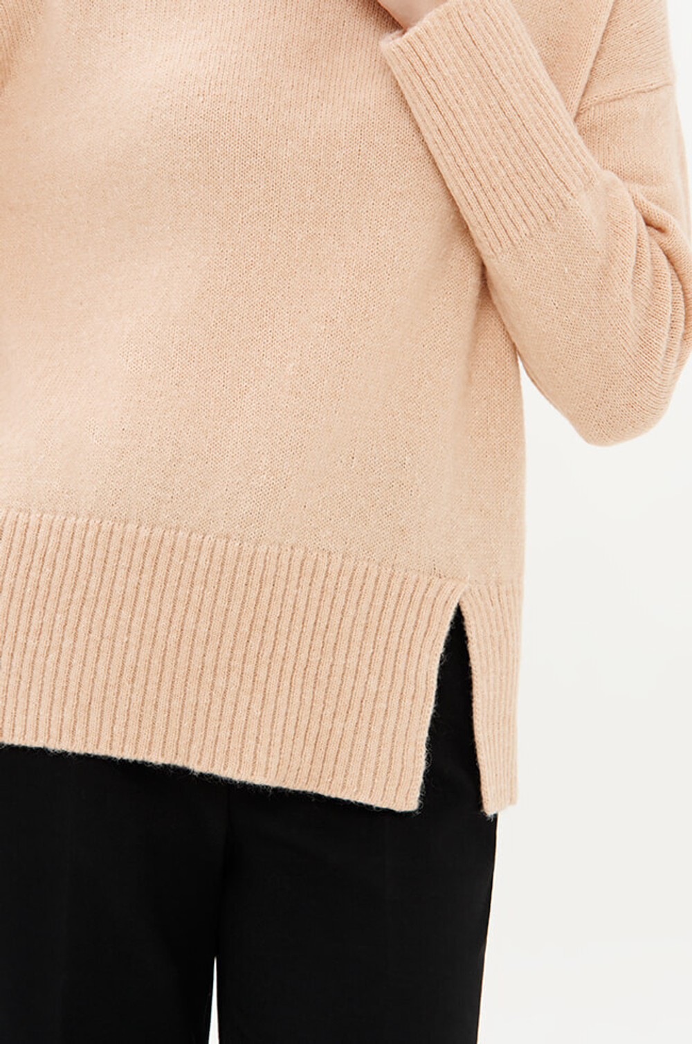 23364 Свитер женский (бежево-розовый)