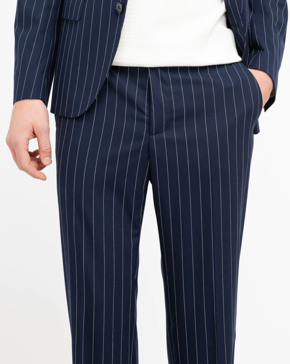 Мужской костюм в полоску Б73