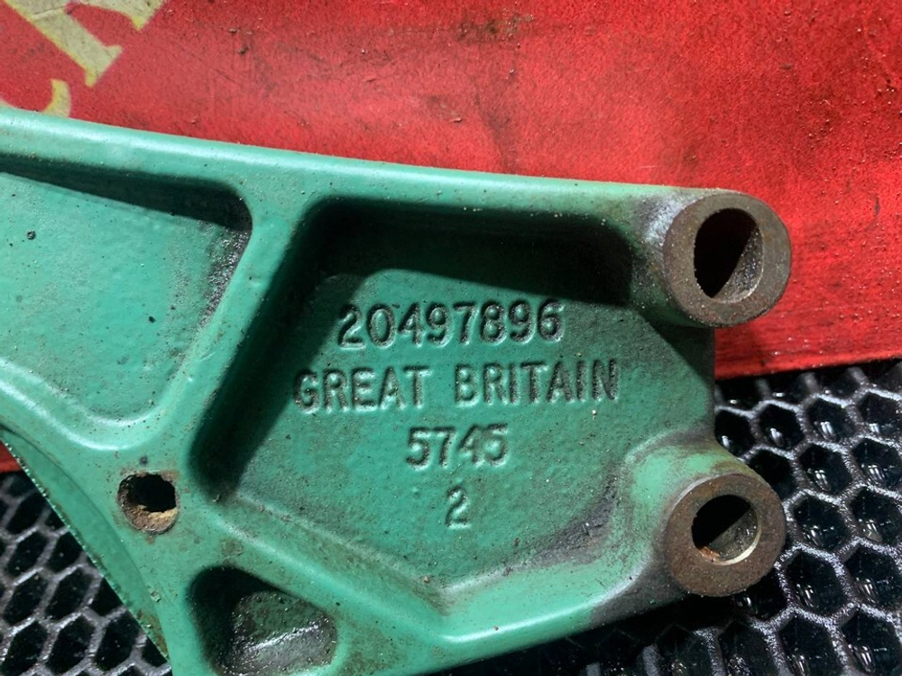 Кронштейн ролика натяжителя